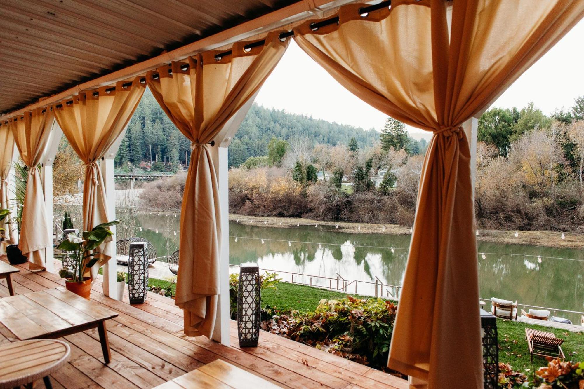 Boho Manor Hotel Monte Rio Ngoại thất bức ảnh